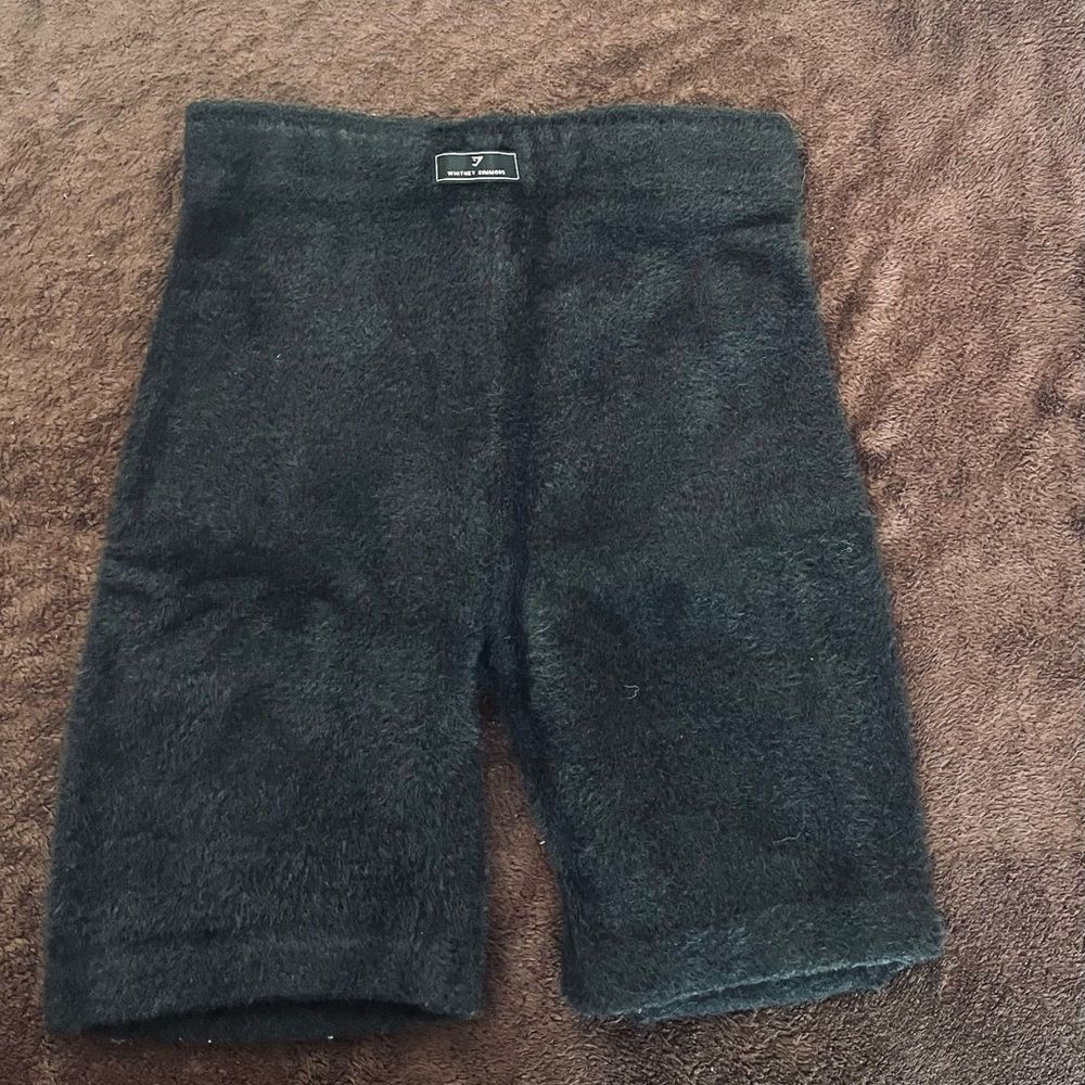 GYMSHARK WHITNEY EYELASH KNIT WOMENS SHORTS BLACK X SMALL - Picture 3 of 5